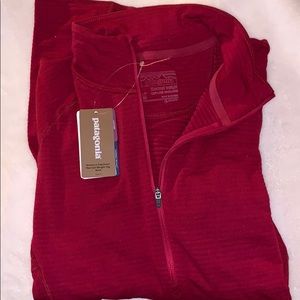 Brand new women’s pink Patagonia quarter zip